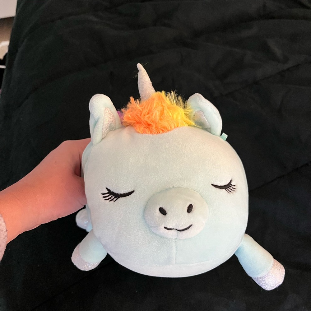 Medium size squishmallow unicorn from Justice!